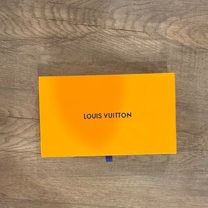 Louis vuitton pink wallet